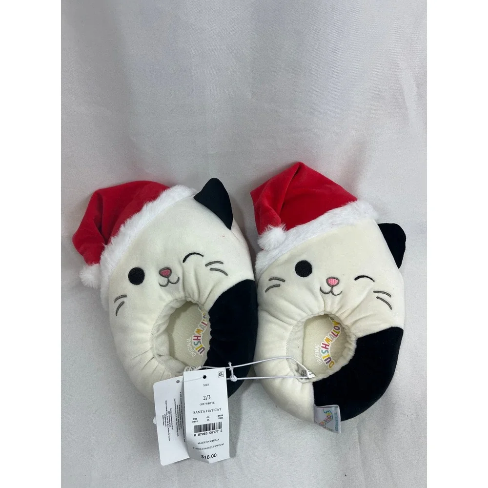 Squishmallows Cam the Cat Christmas Santa Hat Slippers Kids Size 2/3 Off-White